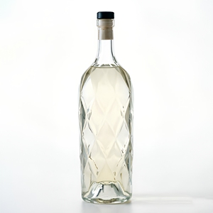 Botella de Licor de Vidrio Transparente de 500ml, 700ml, 750ml con Patrón de Diamantes en Relieve, para <span class=keywords><strong>Vodka</strong></span>, Ginebra, Whisky y Licores - Product Image 1