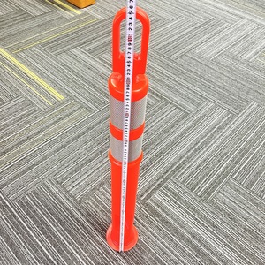 PE交通安全コーン反射型デリニエーターWobblerベース道路仕切りプラスチック警告ポスト障壁