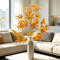 Branches de feuilles d'érable décoratives écologiques en plastique, réalistes, multicolores et multi-tailles pour l'aménagement de cours et les compositions florales de mariage