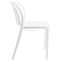 Chaise de salle à manger d'extérieur en plastique blanc empilable de nouvelle conception