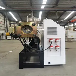 Sıcak EVA elektrikli süpürge tüp plastik boru ekstrüderi ekstrüzyon makinesi üretim hattı/PP PE PVC EVA oluklu boru ekstruder
