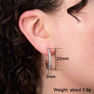 Orecchini a Perno Geometrici a Forma di C con Zirconi per Donne, Gioielli Minimalisti per Uso Quotidiano - Product Image 5