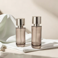 Vente en gros directe, logo personnalisé, pots de stockage cosmétiques en verre transparent gris écologiques de 20 ml à 150 ml pour crème pour les yeux et crème pour le visage