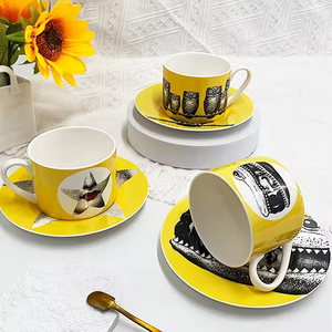Juego de Tazas de Café de Cerámica Rústica Japonesa, Taza con Plato, Taza para Té de la Tarde, Cuchara, Apto para Lavavajillas y Microondas, Sostenible, Personalizado - Product Image 1