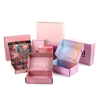 Boîte d'expédition en carton écologique avec finition holographique, logo personnalisé, boîte d'expédition en carton ondulé de luxe avec laminage brillant