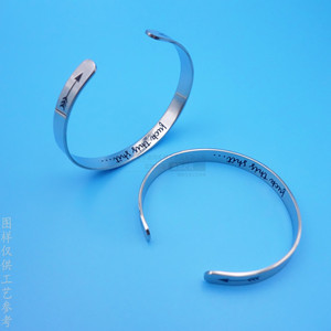 Bracelet en acier inoxydable en forme de C avec gravure de flèche, bijou unisexe, cadeau, fabriqué à Dongguan - Product Image 3