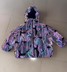 เสื้อแจ็คเก็ตพัฟเฟอร์บุใยโพลีเอสเตอร์แบบมีแถบสะท้อนแสงเรืองแสงในที่มืด มองเห็นได้ชัดเจน พร้อมแถบสะท้อนแสงแบบเรืองแสงเมื่อโดนแสง - Product Image 3