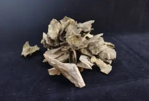 High standard Chinese agar oud wood agarwood bakhoor bukhor eaglewood chips oud