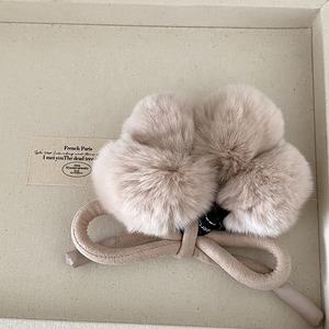 Élastiques à <span class=keywords><strong>cheveux</strong></span> en peluche pour femmes, bandeaux en fourrure douce pour filles, qualité haut de gamme, style coréen, accessoires de <span class=keywords><strong>cheveux</strong></span> en gros - Product Image 1