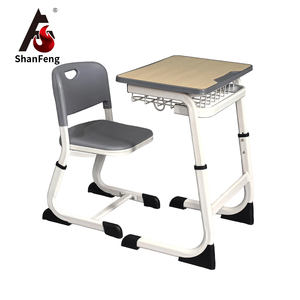 Venta Mayorista Mobiliario Escolar Set Escritorio Antiescoliosis Altura Regulable y Silla Fácil Desmontaje Diseño Metálico Usado - Product Image 1