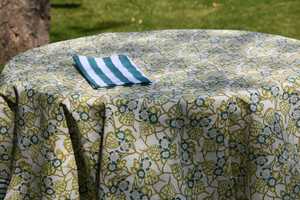 Serviettes de table carrées en pur coton 60x60cm, faites à la main, couleur personnalisable, style moderne, produit en gros - Product Image 2