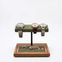 Présentoir de montre en gros en cuir PU, support simple pour montre en cuir PU / bois / velours
