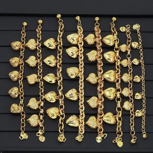 JXX Venta al por Mayor de Cadenas de Latón Chapadas en Oro de 24k con Dijes en Forma de Corazón para la Fabricación de Joyería y Pulseras Unisex de Moda - Product Image 1