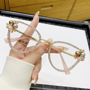 Montures de lunettes œil-de-chat décoratives pour femmes avec strass et perles, monture complète carrée, sans correction, protection anti-lumière bleue - Product Image 4