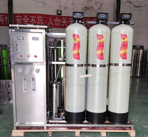 Équipement de purification d'eau par osmose inverse 1000 l/h avec filtre à charbon, sable et résine adoucissante FRP 1000 l/h - Product Image 6