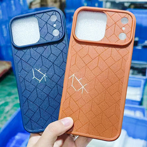 Ốp điện thoại TPU cao cấp chống sốc bốn góc, họa tiết sọc hình học tinh tế dành cho iPhone 17 Pro Max AIR, màu đen - Product Image 5