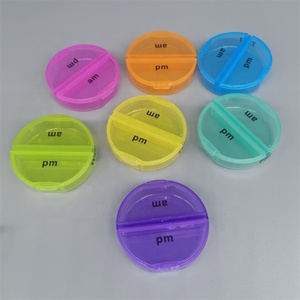 Boîte à médicaments transparente mini à 2 compartiments en gros – Étui de rangement de pilules de voyage avec sous-emballage matin/soir - Product Image 5