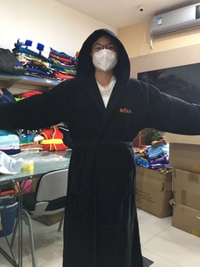 Custom Luxury Hooded Bathrobe With Logo Soft Cotton Bath Robe With Hood Unisex Different Colors Sleepwear for Hotel Spa
