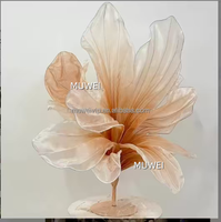 Muwei Grande fleur géante sur pied en organza et maille transparente, faite main, pour allée de mariage, entrée, photomaton et toile de fond d'événement