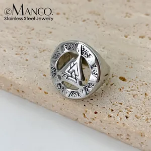 EManco Anello Unisex Classico in Acciaio Inossidabile con Design Geometrico a Triangolo, Gioiello Punk per Feste, Spedizione in 48 Ore - Product Image 1