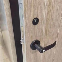 Cerradura Inteligente de Embutir de 13.56Mhz para Puertas de Madera en Hoteles y Motels con Tarjeta Electrónica RFID y Actualización de Software Gratuita