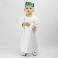 Nouveau design Robe abaya à col rond pour garçons de 1 à 6 ans en cachemire pour le culte islamique traditionnel pour les musulmans de Dubaï