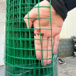 1.2m×30m ヘビーデューティー PVCコーティング溶接金網 |   6x6cm穴、2.5mmワイヤー径、14kgロール |   抗菌・防カビ - Product Image 3