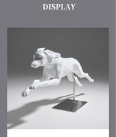 Mannequin de chien moderne en fibre de verre blanche, accessoire de présentation animale, personnalisable, marque privée, pour aménagement intérieur de magasin d'animaux, approvisionnement en gros