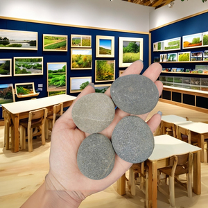 Galets de rivière naturels en noir <span class=keywords><strong>blanc</strong></span> <span class=keywords><strong>gris</strong></span> poli jardin extérieur Villa dispose d'œuvres d'art faites à la main en pierre naturelle - Product Image 2