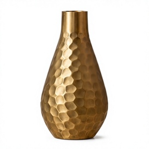 Vase à fleurs moderne en métal doré, texture martelée de luxe, centre de table décoratif pour la maison et l'hôtel, vente en gros - Product Image 1