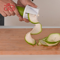 Creatieve eenvoudige roterende roestvrijstalen handmatige spiraalsnijder multifunctioneel LFGB gecertificeerd voor salade, fruit en groenten ORB