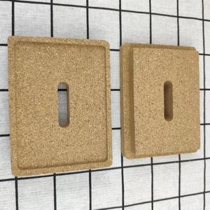 Le fabricant fournit le réservoir à gants avec un couvercle en liège avec des étapes pour creuser des trous - Product Image 1