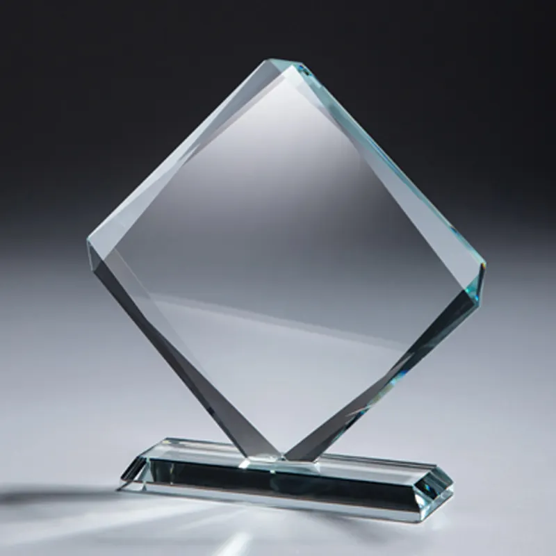 Figura cuadrada transparente en blanco de fábrica al por mayor, premio de escudo de cristal, marco de cristal, trofeo de recuerdo para regalos de recuerdo