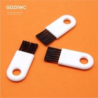 Brosse à clavier en plastique conception antidérapante 10 couleurs rasoir fissure mini brosse porte-clés accessoires gadget rasoir haut-parleur