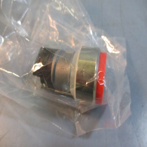 3SB36010BA21 ปุ่มกดสีแดงพร้อมบล็อกหน้าสัมผัส <span class=keywords><strong>2</strong></span> ขั้ว PLC ใหม่ - Product Image 1