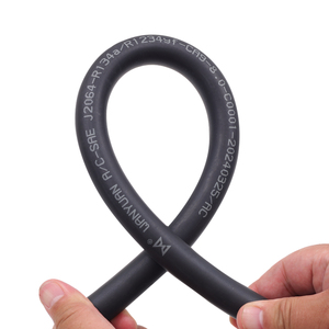 Nouveau <span class=keywords><strong>tuyau</strong></span> de <span class=keywords><strong>climatisation</strong></span> <span class=keywords><strong>mobile</strong></span> réfrigéré YUYANG certifié IATF 16949 conforme à la norme SAE J2064 R134A pour camions et autobus - Product Image 4