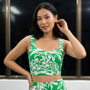 Conjunto de Top Corto con Tirantes Finos y Estampado Tropical Verde y Blanco, Estilo Informal, Poliéster Ecológico y Transpirable - Product Image 1