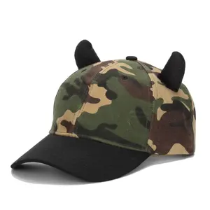 SZ1065 unisex novedad camuflaje protector solar mujeres hombres moda callejera hip hop SnapBack sombreros divertido diablo cuerno de buey gorras de béisbol