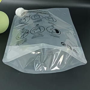 Bolsa de boquilla de PE impresa en huecograbado personalizada al por mayor de fábrica a prueba de fugas reciclable con advertencia de seguridad para líquidos inflamables - Product Image 4