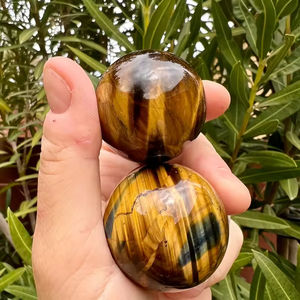 หินไทเกอร์อายสีเหลืองธรรมชาติคุณภาพสูง ขัดเงา ขนาด 4-4.5 ซม. สำหรับทำเครื่องประดับและตกแต่งบ้าน ขายส่ง - Product Image 4