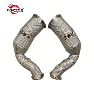 Downpipe catalyzed Vortex 304 pour Porsche Cayenne Turbo GTS E3 4.0T V8 2018-2025 avec bouclier thermique, sans voyant d'avertissement moteur - Product Image 1