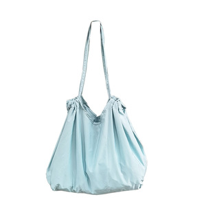 Bolsa de compras portátil plegable, gran capacidad, cierre con cordón, color sólido, bolso de hombro ecológico para uso en supermercados - Product Image 5