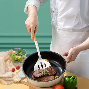 13 adet yeni varış ev ve mutfak Gadget 5 adet isıya dayanıklı gıda sınıfı silikon mutfak eşyaları ucuz pişirme Spatula seti - Product Image 3