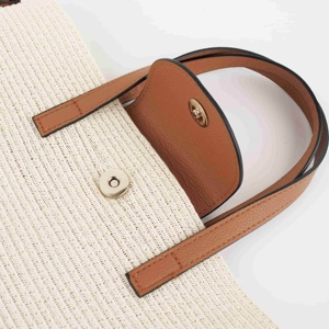 Sacs de plage d'été personnalisés pour le rangement et les voyages, cadeaux pour demoiselles d'honneur, sacs à bandoulière pour femmes, sacs fourre-tout en raphia, grands sacs à main en paille - Product Image 5