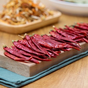 Cabai Merah Kering Pedas Utuh Cabai Merah India Cabai Kering Hancur untuk Kebutuhan Pengolahan Makanan Siap untuk Semua Spesifikasi - Product Image 4