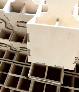 Portador de Cerveza de Madera con Capacidad para 4 Botellas, Diseño Minimalista, Caja Reutilizable para Almacenamiento de Bebidas - Product Image 6