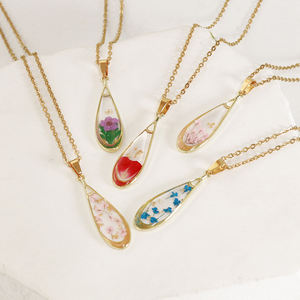 新作 レディース アート ステンレススチール フローラル プリザーブド レジンフラワー ジュエリー エポキシ樹脂 ペンダント ハンドメイド 押し花 ネックレス - Product Image 4