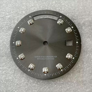 8285デュアルカレンダーステンレススチール31mmダイアルウォッチダイヤモンドグリーン発光防水ムーブメントカスタムロゴ付き - Product Image 1