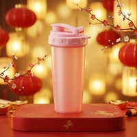 Bouteilles d'eau en plastique sans BPA de 700 ml avec logo personnalisé pour la vente en gros – Nouveauté pour la gym, les fêtes, les boissons, les shakes et les protéines à boire directement