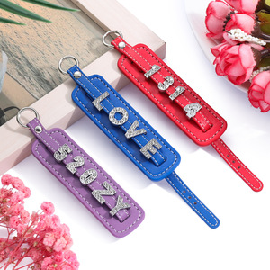 พวงกุญแจโลหะผสมหนังเทียมขนาดเล็ก อุปกรณ์ตกแต่งเครื่องประดับ DIY สำหรับตกแต่งโทรศัพท์มือถือ - Product Image 1